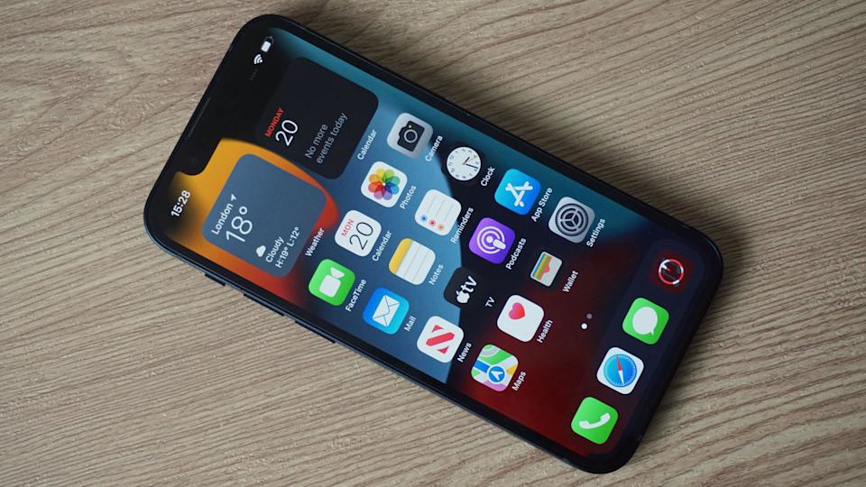 Liệu iPhone 17 Air có nối gót vết xe đổ của iPhone 13 mini?
