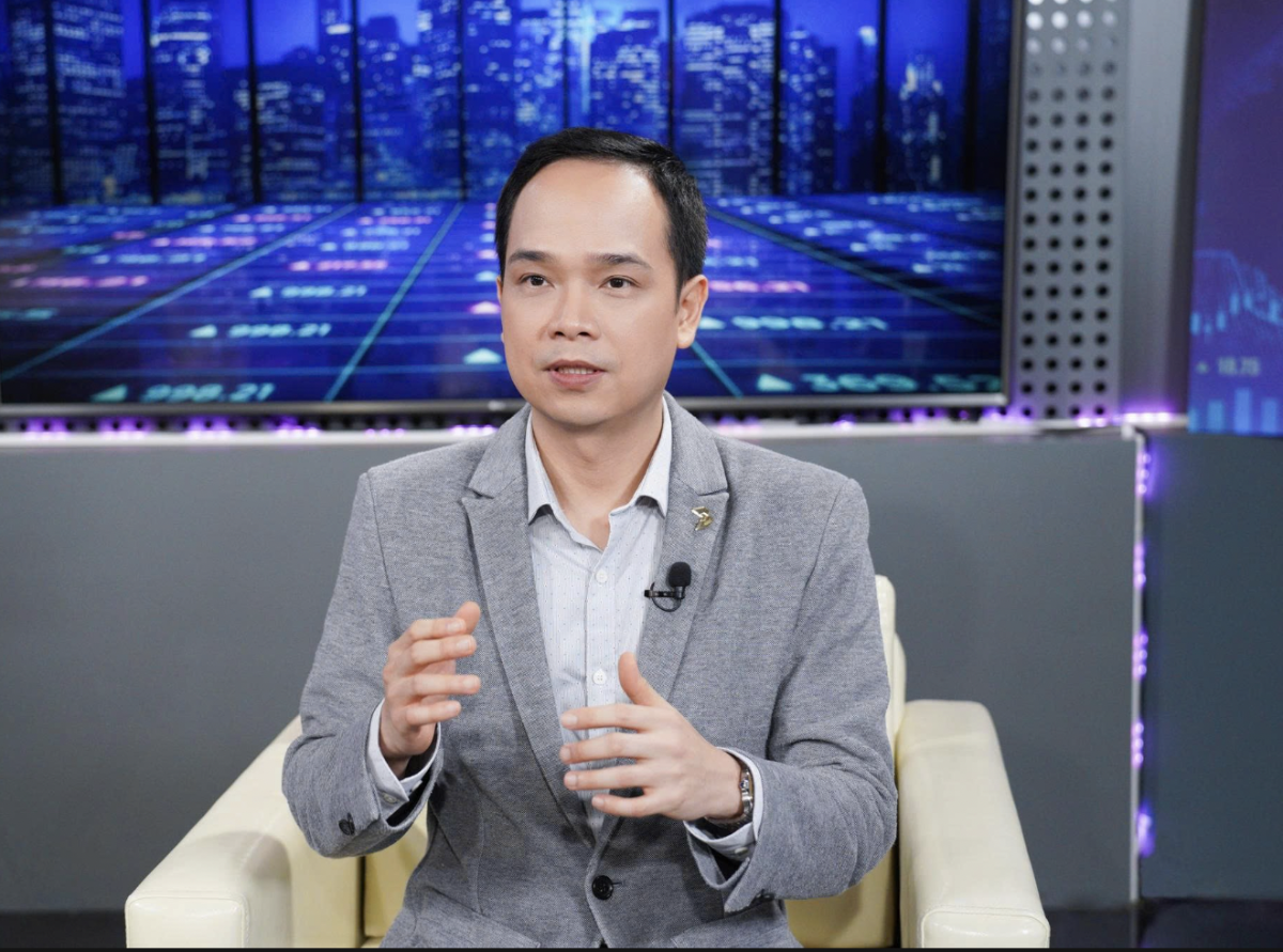 TS Tr&acirc;̀n Thăng Long, Giám đ&ocirc;́c Ph&acirc;n tích, C&ocirc;ng ty C&ocirc;̉ ph&acirc;̀n Chứng khoán BIDV (BSC).