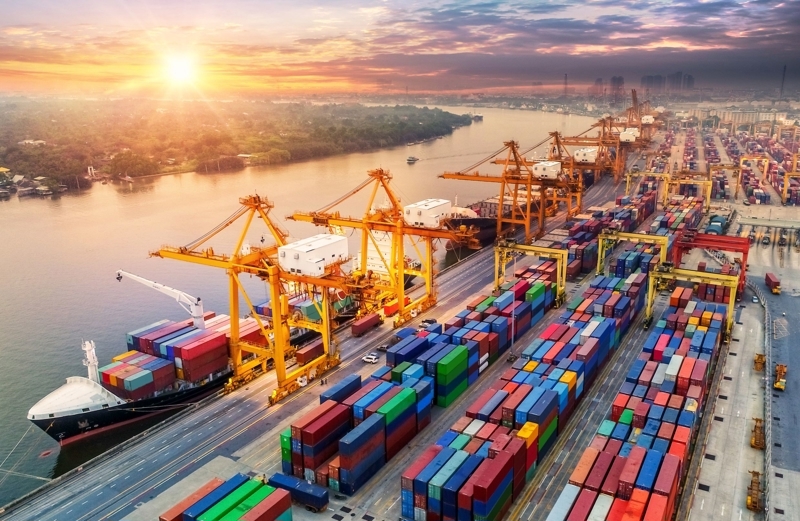 Chiến lược kinh tế biển với l&otilde;i l&agrave; cụm cảng nước s&acirc;u, logistic - Ảnh minh họa.