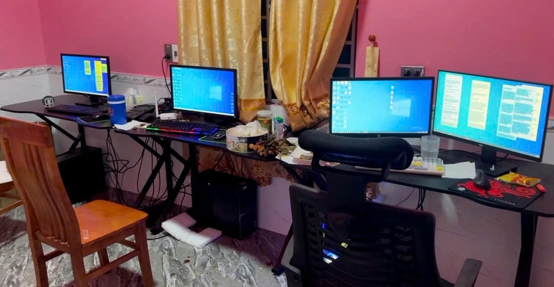 Tang vật chuy&ecirc;n &aacute;n lực lượng chức năng thu giữ