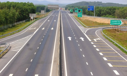 Quảng Trị đề xuất bổ sung hai nút giao liên thông trên cao tốc Cam Lộ – La Sơn