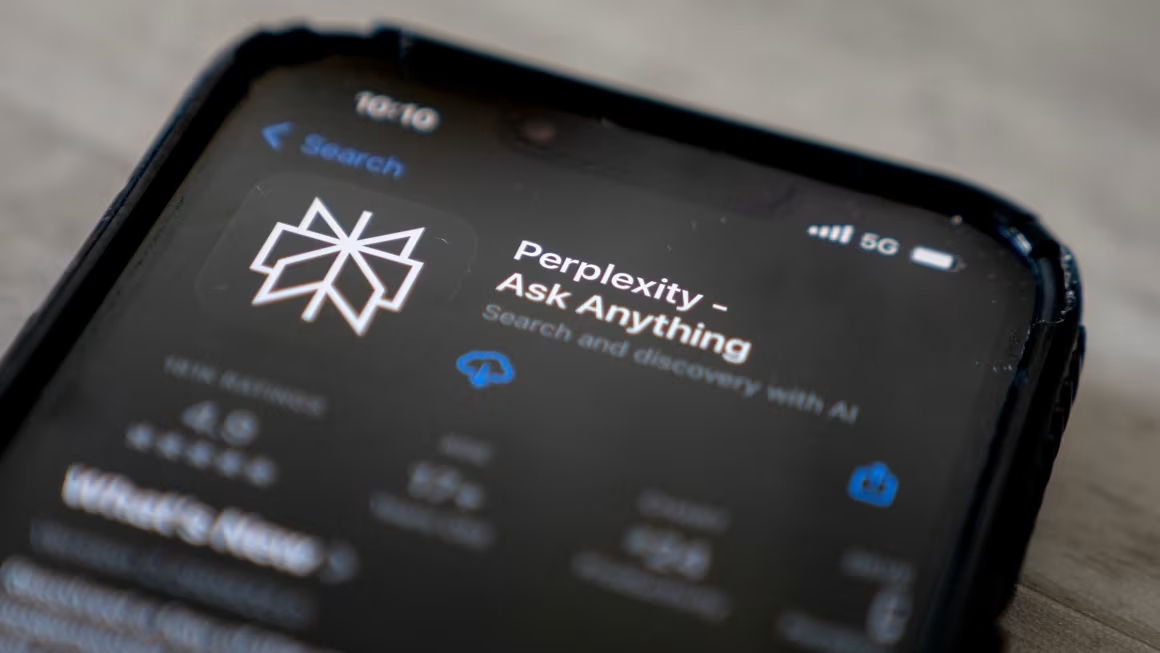 Sản phẩm đầu tiên của Perplexity được ra mắt vào tháng 12 năm 2022