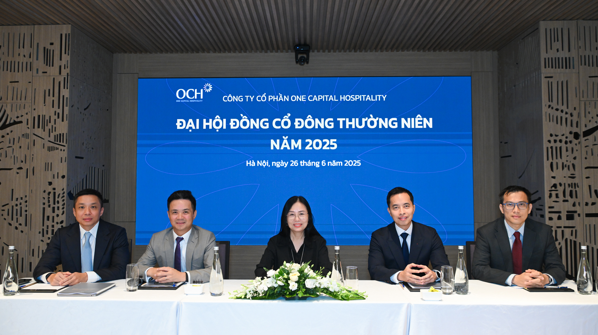 Ảnh toàn cảnh Đại hội đồng cổ đông của OCH diễn ra ngày 26/6.