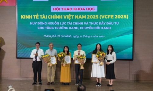 Huy động nguồn lực tài chính, thúc đẩy đầu tư cho tăng trưởng xanh, chuyển đổi xanh