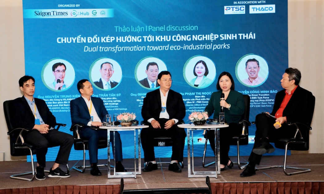 Đại diện doanh nghiệp phát triển KCN, nhà hoạch định chính sách, chuyên gia ESG thảo luận tại Diễn đàn ESG 2025. Ảnh: Đạt Thành