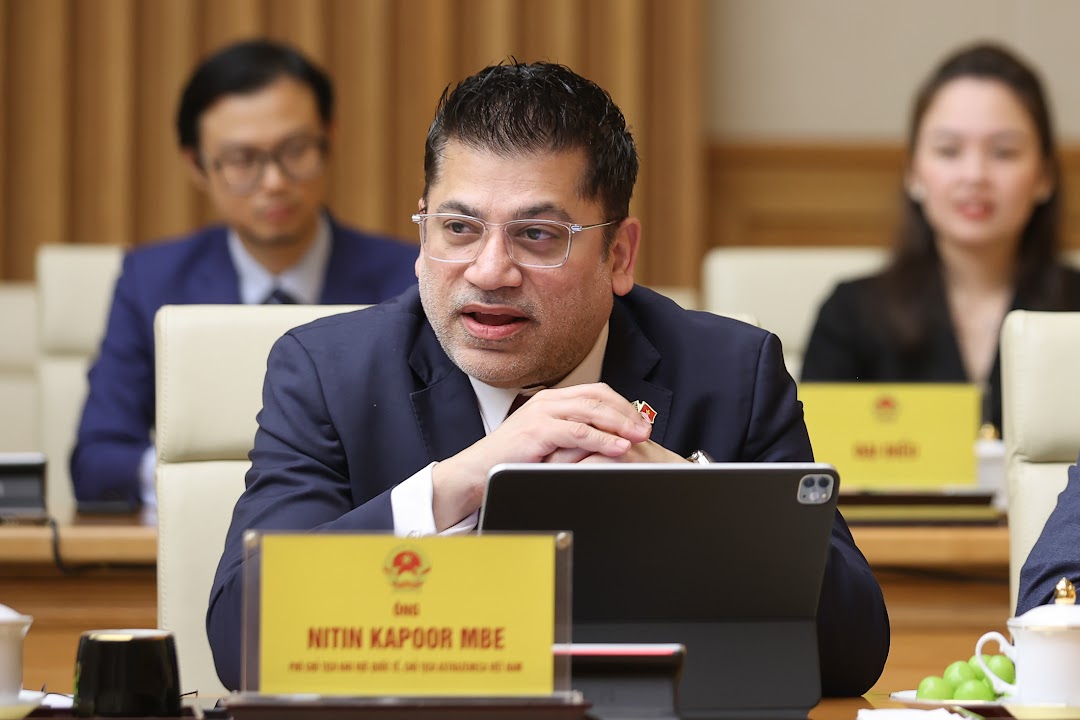 Ông Nitin Kapoor MBE, thành viên Ban lãnh đạo BritCham, Phó Chủ tịch Liên minh Diễn đàn doanh nghiệp Việt Nam (VBF), Phó Chủ tịch khu vực và quốc tế, ngành dược phẩm sinh học Tập đoàn AstraZeneca, Chủ tịch AstraZeneca Việt Nam - ẢNh: VGP/Nhật Bắc