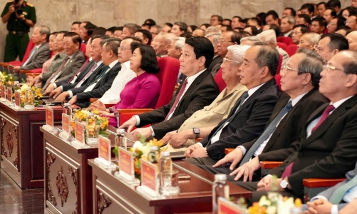 Hà Nội công bố danh sách Bí thư, Chủ tịch xã, phường mới