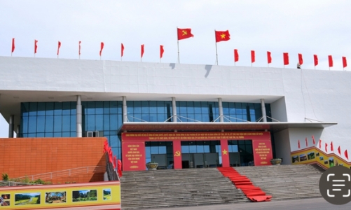 Thành lập Ban quản lý khu kinh tế và các khu công nghiệp tỉnh Ninh Bình trên cơ sở hợp nhất