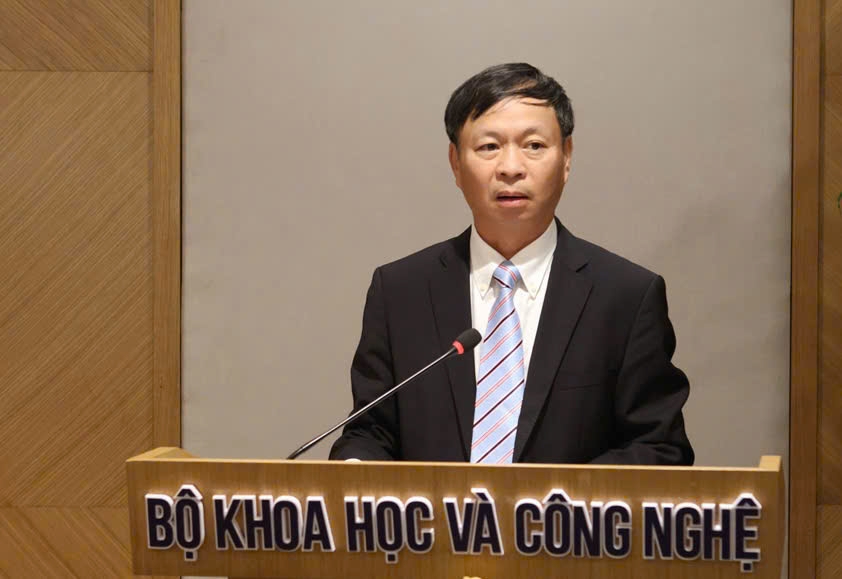 Thứ trưởng Hoàng Minh chủ trì Lễ ra mắt Sàn giao dịch KH&CN. 