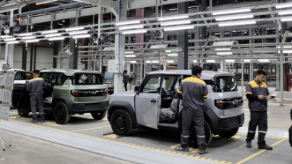 Electric vehicle manufacturing factory opens in Ha Tinh 