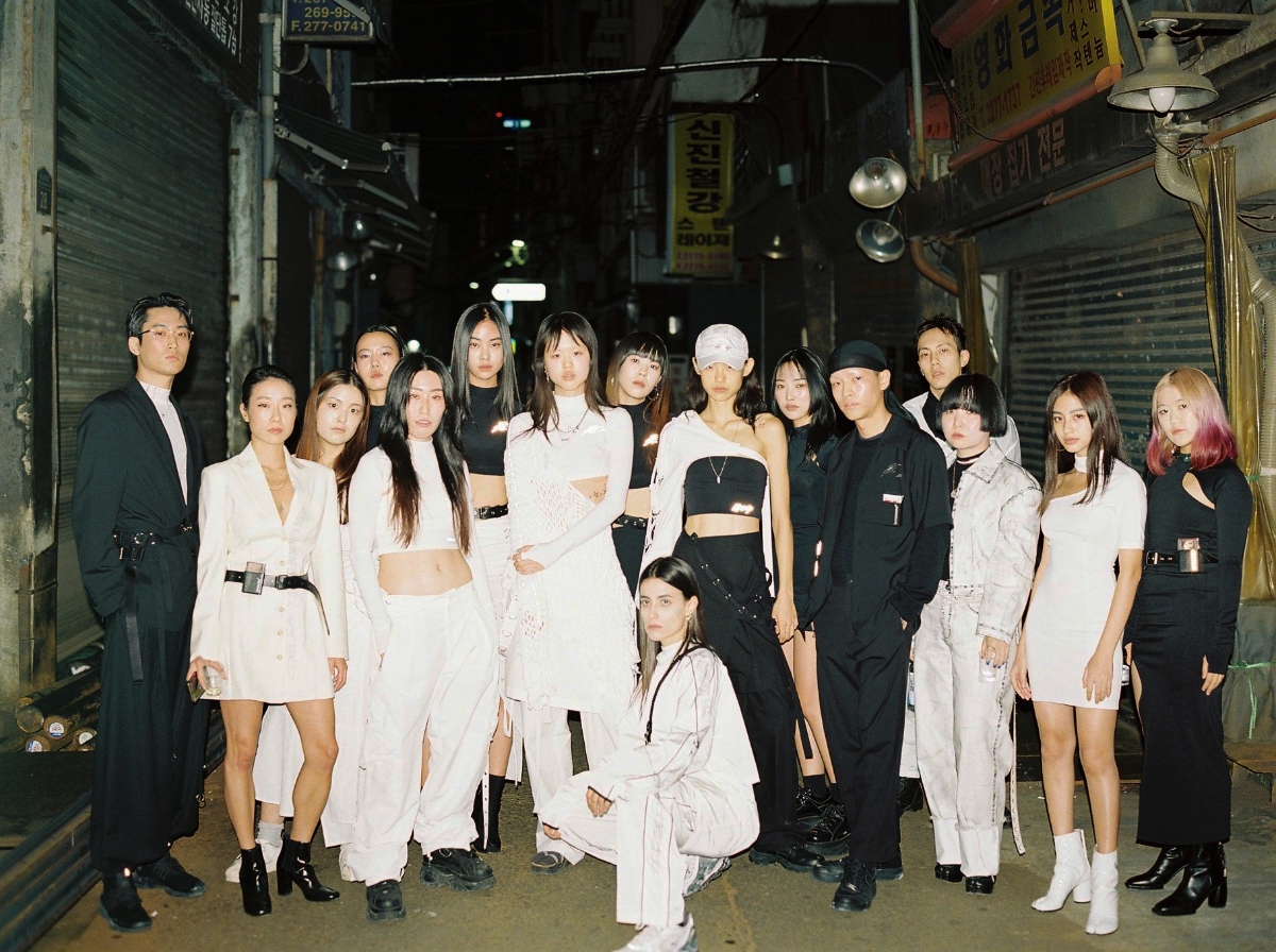 Một bộ sưu tập của thương hiệu Hyein Seo