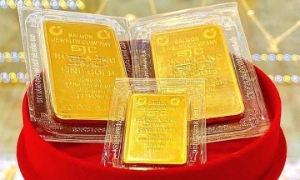 Giá vàng miếng SJC bán ra giảm gấp 6 lần giá mua vào trong phiên 26/7