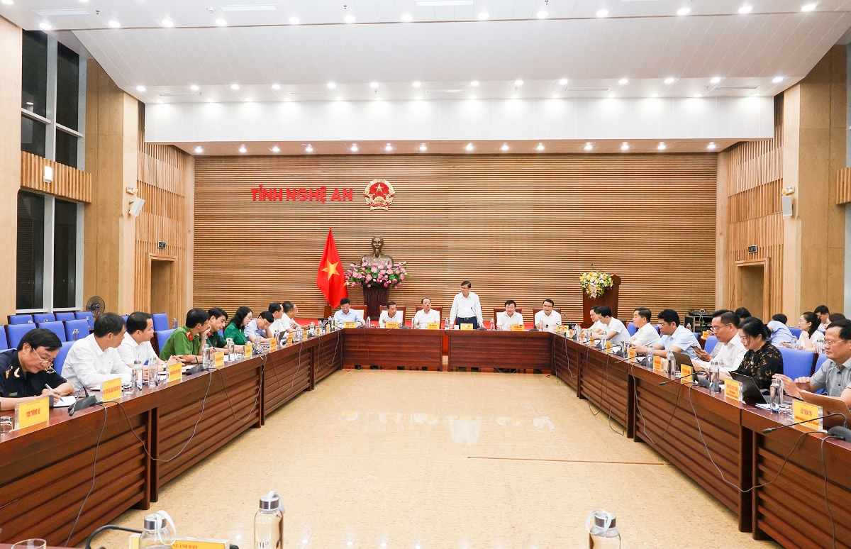 Quang cảnh phi&ecirc;n họp