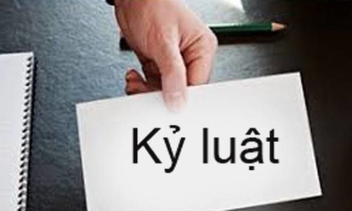 Bãi bỏ hình thức kỷ luật giáng chức và hạ bậc lương đối với công chức 
