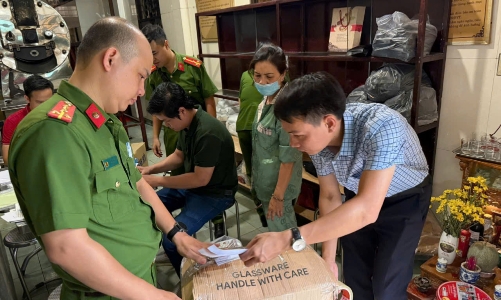 Huế phát hiện 538 vụ vi phạm buôn lậu, hàng giả