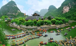 Thương mại, dịch vụ 6 tháng đầu năm 2025 tăng trưởng tích cực