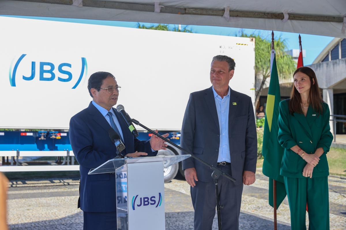 Thủ tướng phát biểu tại sự kiện container thịt bò đầu tiên của Brazil xuất khẩu sang Việt Nam - Ảnh: VGP