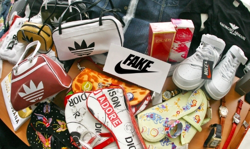 “Chặn” hàng giả ngay cả trong tour du lịch