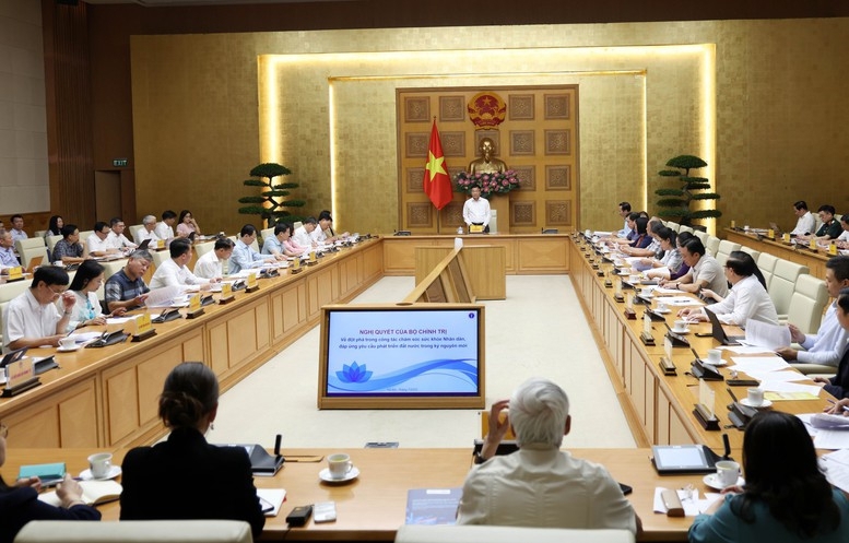 To&agrave;n cảnh cuộc họp. Ảnh: VGP.