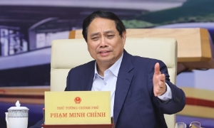 Thủ tướng yêu cầu đồng loạt triển khai giải phóng mặt bằng 2 dự án đường sắt vào dịp 19/8/2025