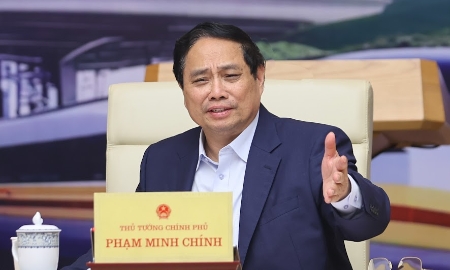 Thủ tướng yêu cầu đồng loạt triển khai giải phóng mặt bằng 2 dự án đường sắt vào dịp 19/8/2025