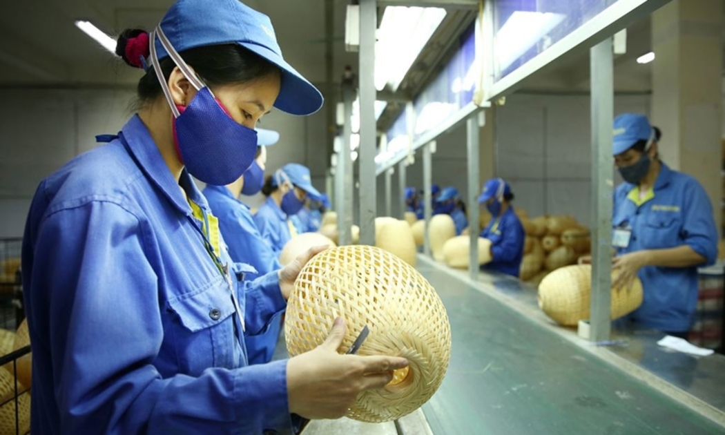 Tổng doanh thu của kỳ tính thuế thu nhập doanh nghiệp trước liền kề là căn cứ để xác định doanh nghiệp được áp dụng thuế suất ưu đãi