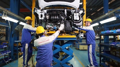 New decree offers preferential import tariff policies for auto firms