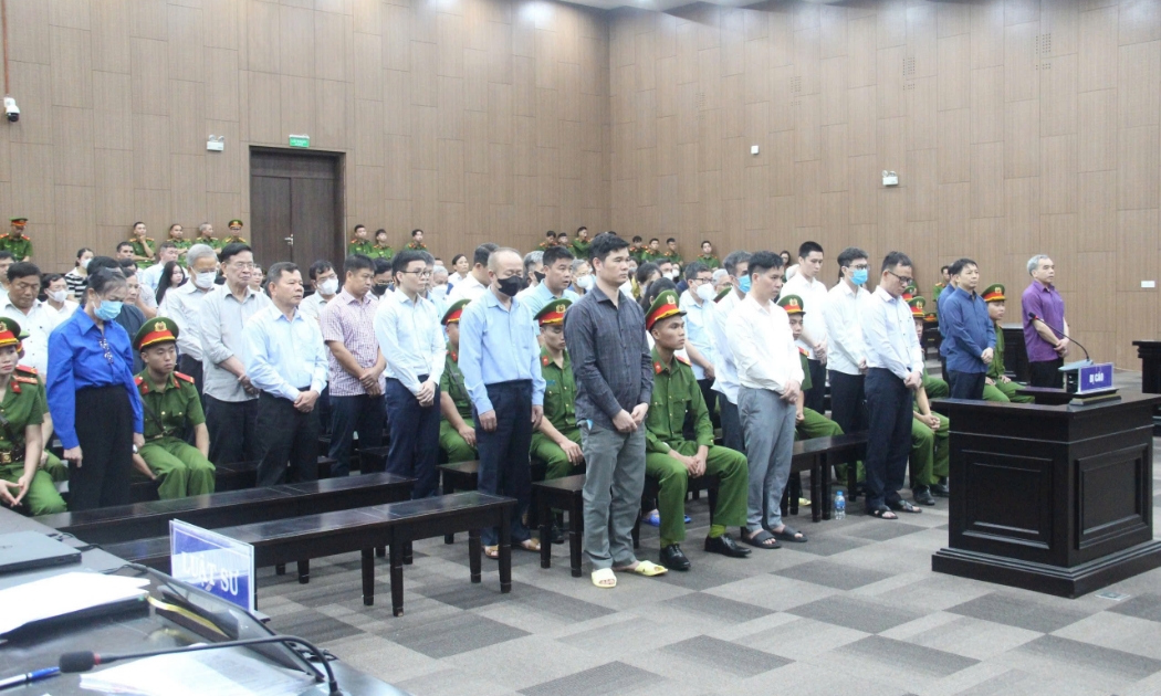 Các bị cáo tại tòa.