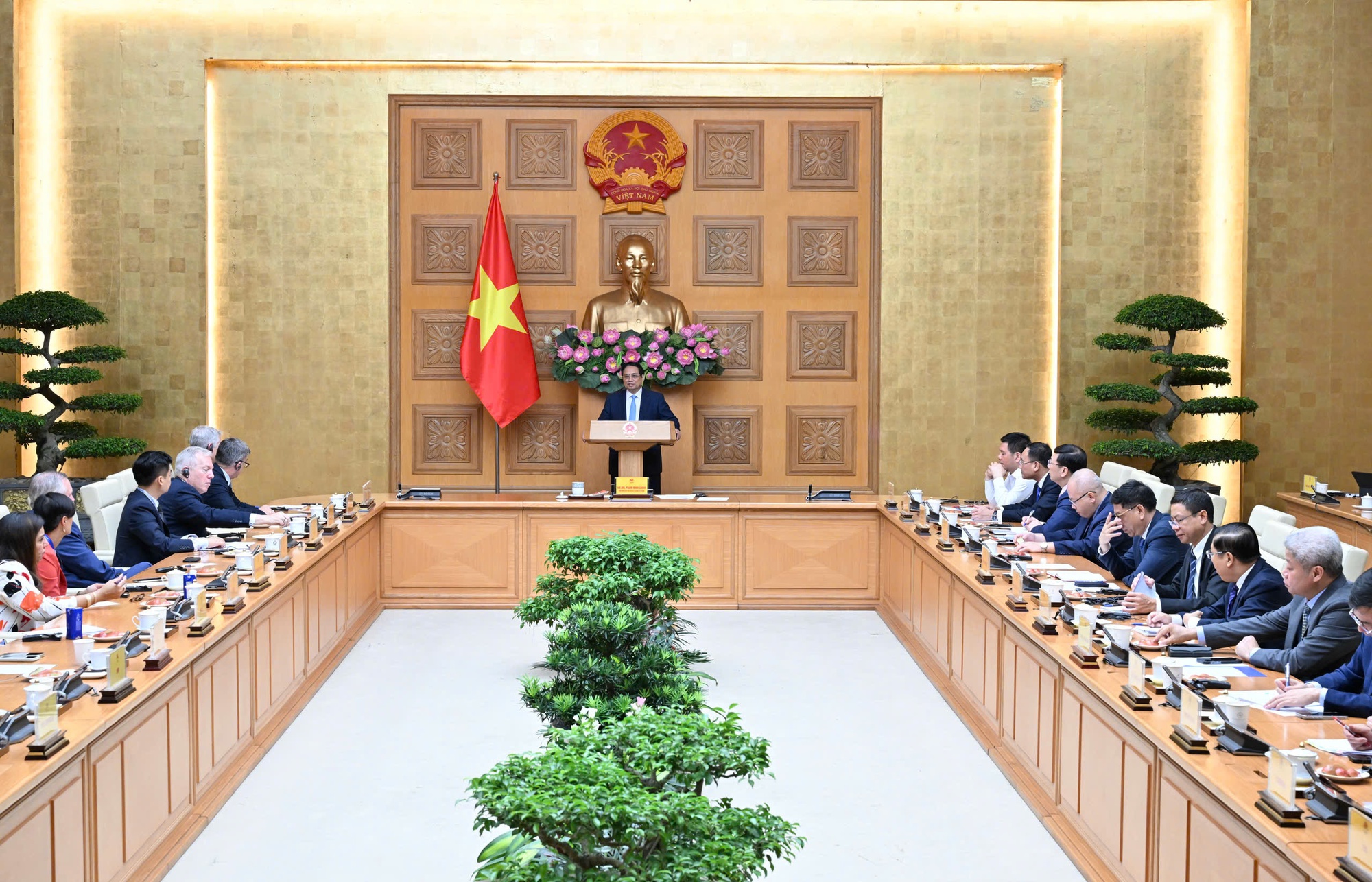 Quang cảnh cuộc l&agrave;m việc - Ảnh: VGP