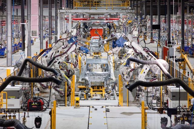 Car sales reach over 163,000 in H1