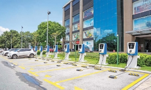 Hà Nội thành lập tổ công tác liên ngành về chuyển đổi xe điện và xây dựng trạm sạc
