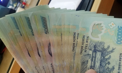 Cán bộ xây dựng chiếm đoạt tiền tỷ của những người xin cấp phép xây dựng, mua nhà ở xã hội