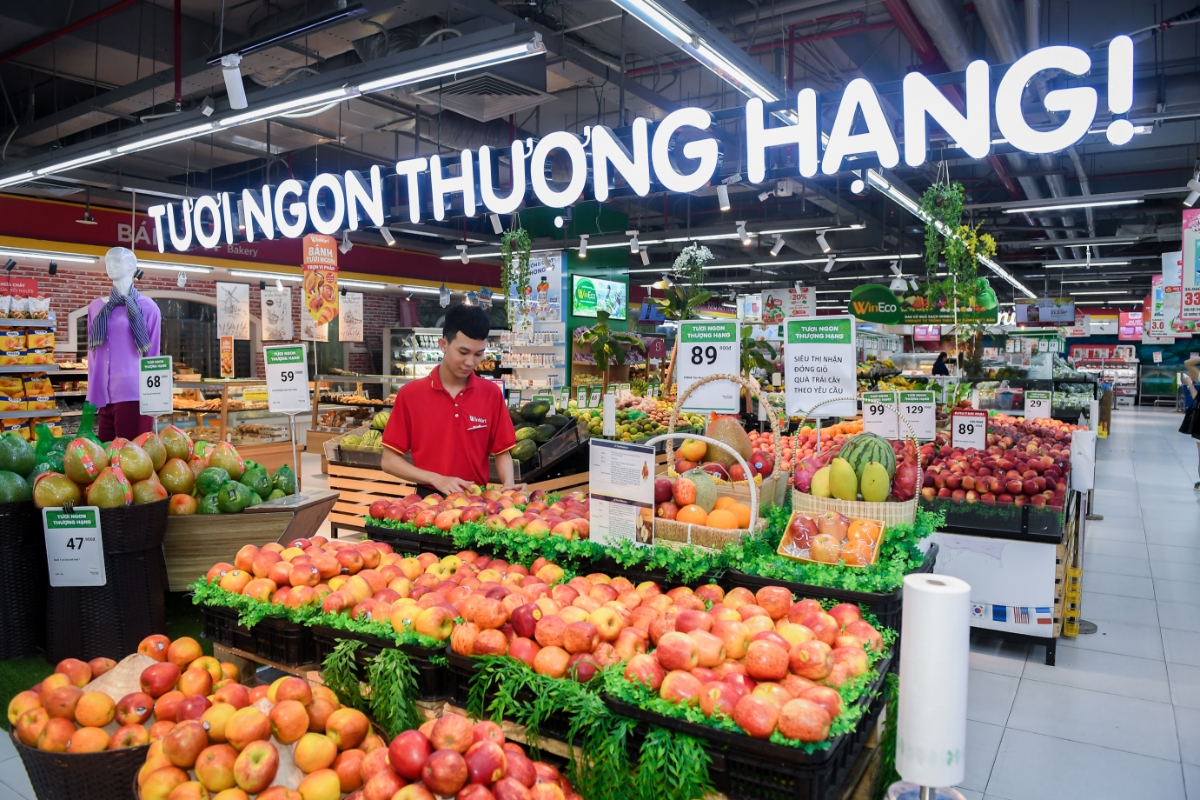 WinCommerce đẩy mạnh hoạt động truyền th&ocirc;ng tại điểm b&aacute;n nhằm n&acirc;ng cao nhận thức về ti&ecirc;u d&ugrave;ng bền vững.