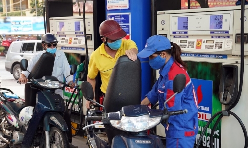 Giảm giá các mặt hàng xăng dầu