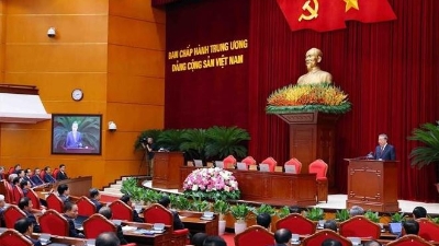 The 13th Party Central Committee's 12th plenum concluded