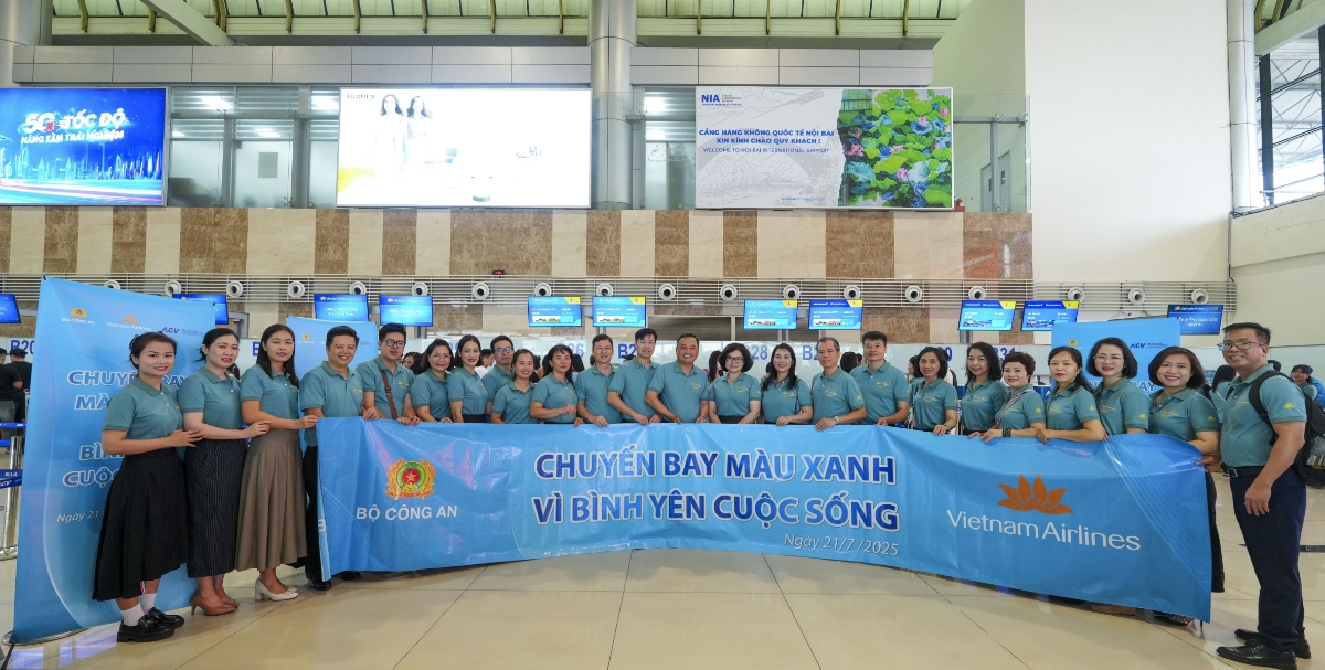 Chuyến bay màu xanh - Vì bình yên cuộc sống.