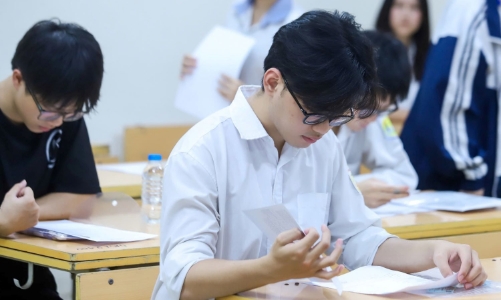 Điểm sàn nhóm ngành sức khỏe, giáo viên năm 2025 từ 16,5 - 20,5