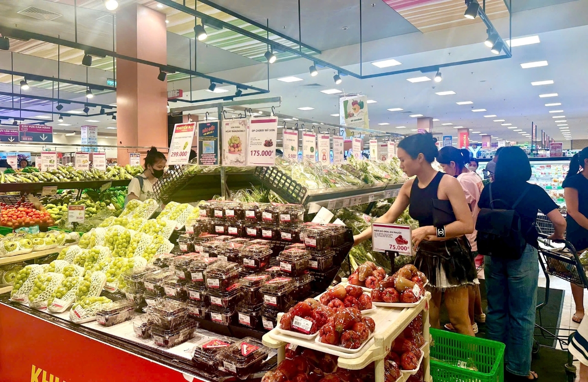 Các hệ thống siêu thị phía Bắc sẵn sàng nguồn hàng ứng phó bão Wipha.