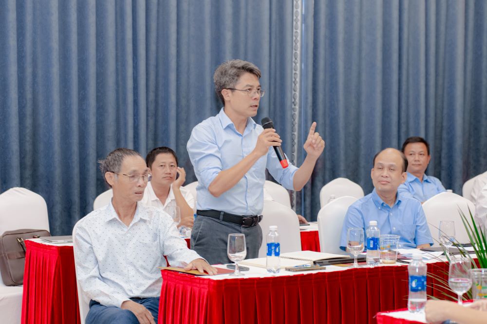 TS. Tô Xuân Phúc: "Doanh nghiệp cần vào cuộc thực chất hơn, không chỉ dừng lại ở khâu bao tiêu hay thu mua sản phẩm".