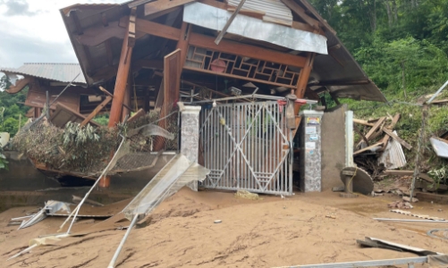 Hỗ trợ xây mới, sửa chữa 1.000 căn nhà cho người dân vùng lũ Nghệ An