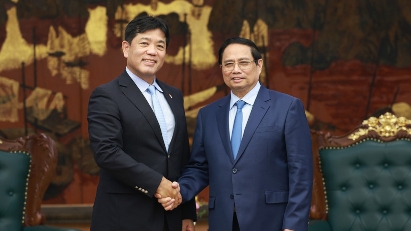 PM proposes Sumitomo Group to expand investment in Vietnam