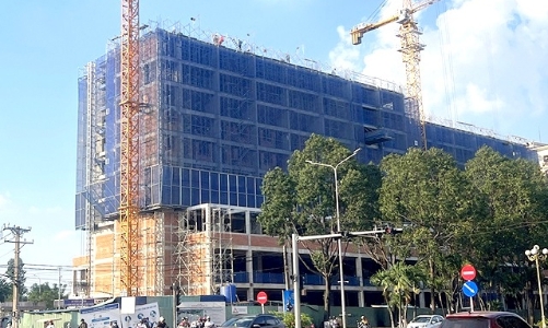 Hà Nội tăng cường kiểm tra các công trình xây dựng để ứng phó với mưa bão