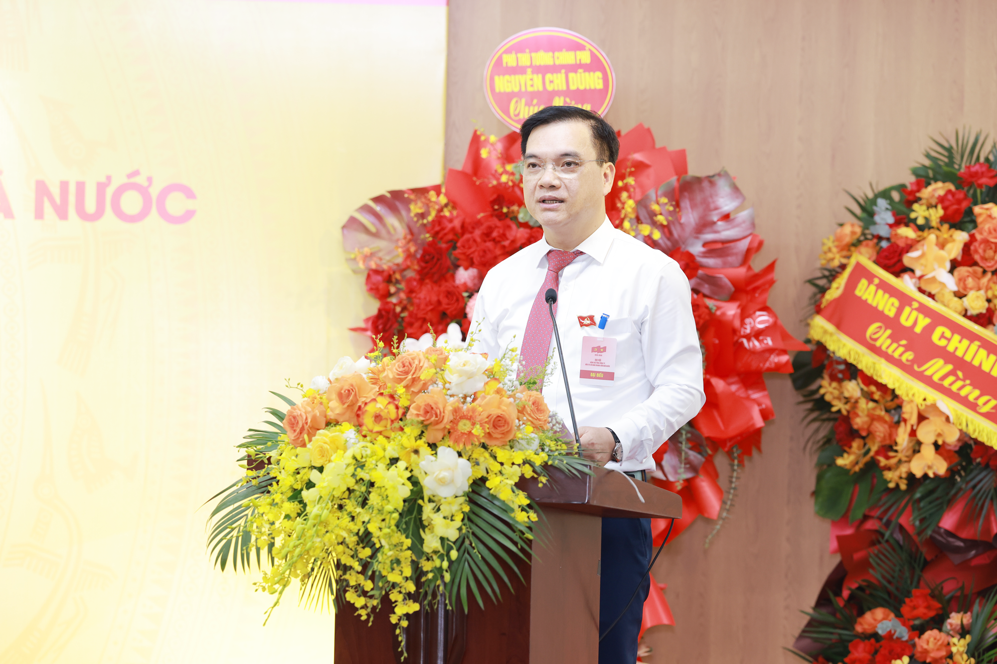 &Ocirc;ng Nguyễn Ch&iacute; Th&agrave;nh, Ủy vi&ecirc;n Ban chấp h&agrave;nh Đảng bộ Ch&iacute;nh phủ, B&iacute; thư Đảng ủy, Chủ tịch Hội đồng th&agrave;nh vi&ecirc;n SCIC, ph&aacute;t biểu khai mạc Đại hội.