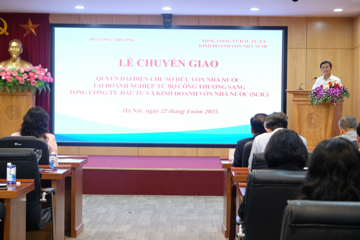 &Ocirc;ng Đỗ Văn Vũ, Chủ tịch HĐQT C&ocirc;ng ty cổ phần Viện M&aacute;y v&agrave; Dụng cụ c&ocirc;ng nghiệp ph&aacute;t biểu.