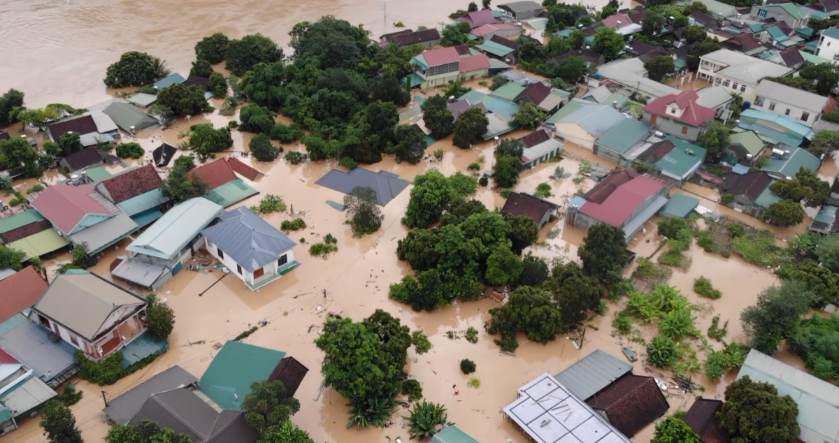 X&atilde; Tương Dương c&oacute; tới 2.210 căn nh&agrave; ngập sau trong nước