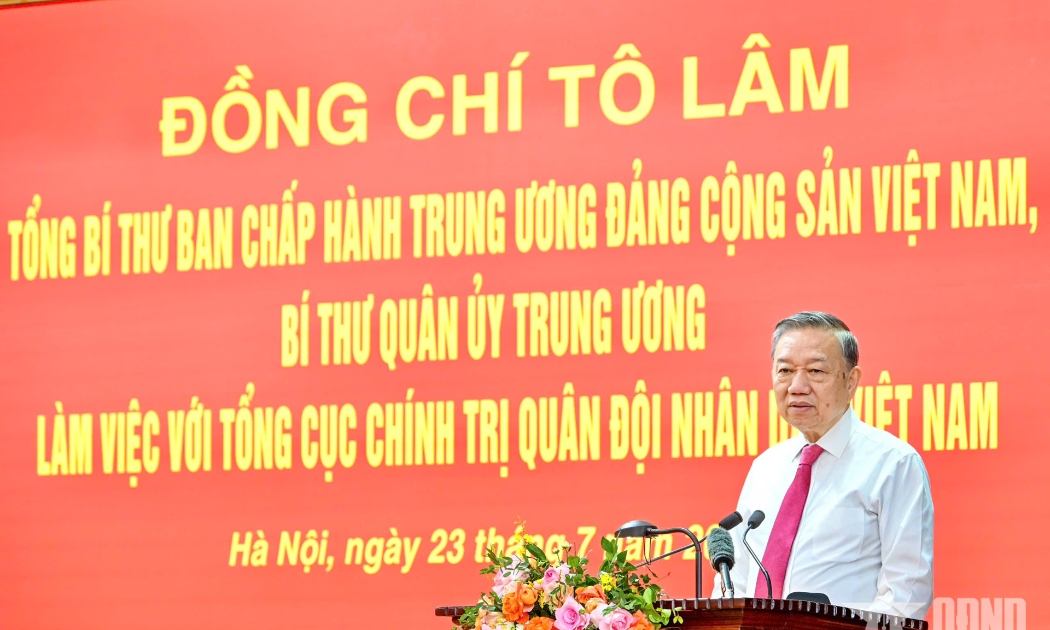 Tổng Bí thư Tô Lâm, Bí thư Quân ủy Trung ương phát biểu chỉ đạo tại buổi làm việc với Tổng cục Chính trị Quân đội nhân dân Việt Nam. Ảnh: Báo Quân đội Nhân dân.