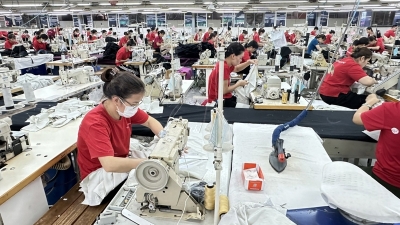 Export revenue of garment and textile hits $21.8 bln in H1