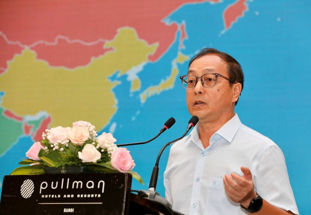 TS. Nguyễn Anh Tuấn trình bày tham luận tại Diễn đàn “Công nghệ Năng lượng trong kỷ nguyên mới”. Ảnh Tri Phong.