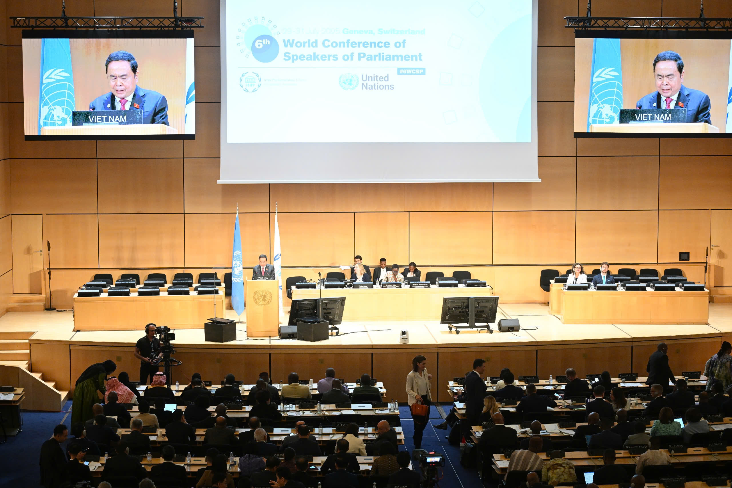 Quang cảnh hội nghị - Ảnh: Quochoi.vn
