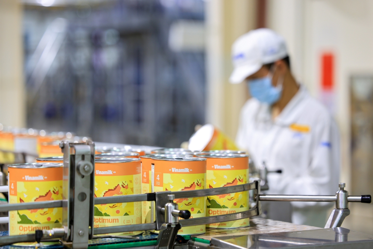 Đẩy mạnh hoạt động nghi&ecirc;n cứu v&agrave; ph&aacute;t triển, đổi mới sản phẩm, Vinamilk ti&ecirc;n phong đưa đột ph&aacute; 6 HMO v&agrave;o giải ph&aacute;p dinh dưỡng cho trẻ. Ảnh: Nguyễn Ho&agrave;ng.